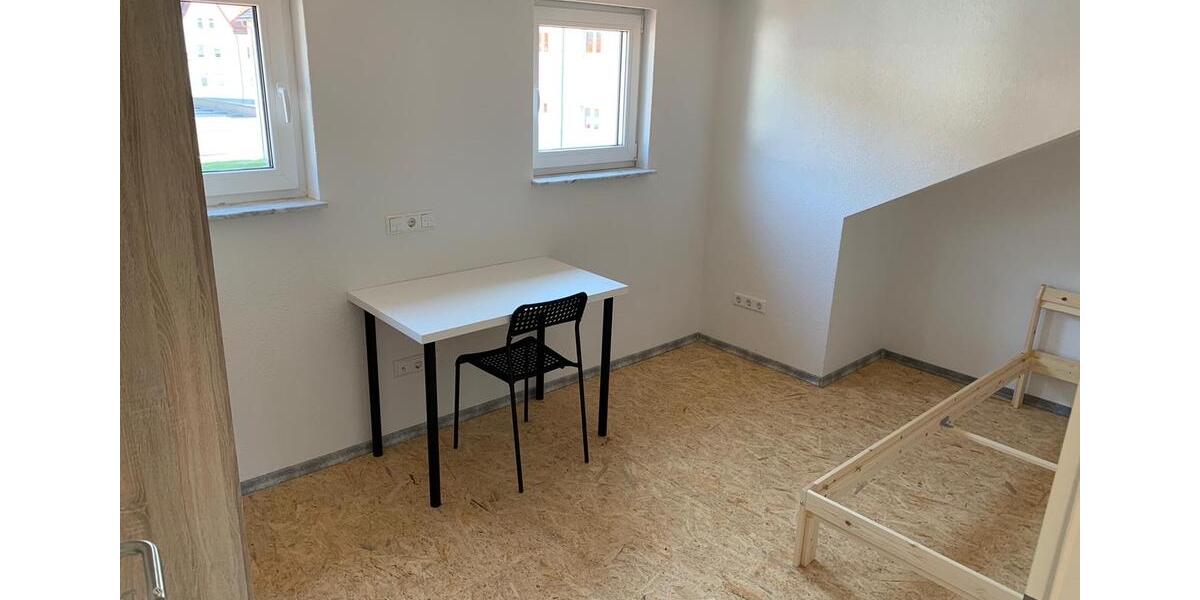 Reihenhaus Schwäbisch Gmünd - 8 Zimmer, 140 m&sup2;, 1.500&euro; | Angebot:27618942