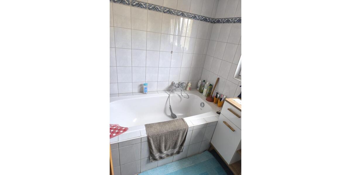 Dachgeschoßwohnung Mutlangen - 3 Zimmer, 73 m&sup2;, 690&euro; | Angebot:26032180