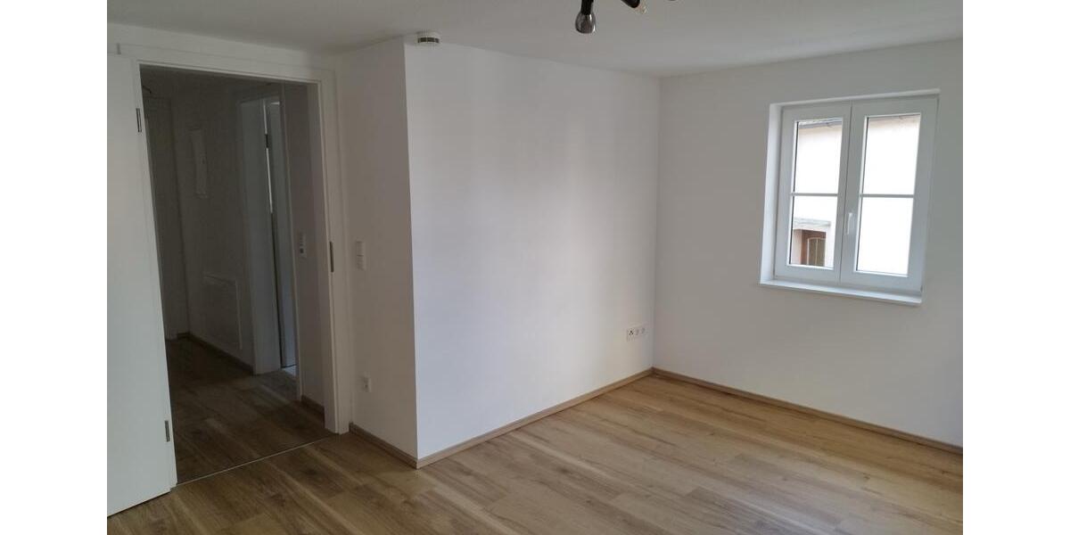 Einfamilienhaus Nördlingen - 3 Zimmer, 85 m&sup2;, 1.040&euro; | Angebot:26462334