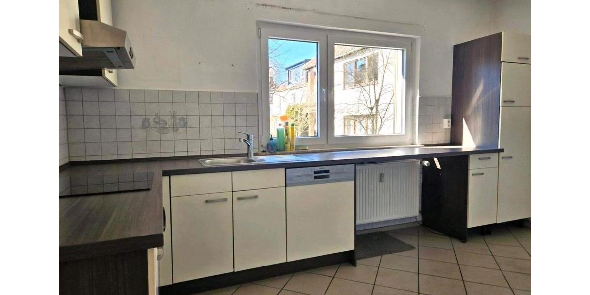 Etagenwohnung Schwäbisch Gmünd - 4 Zimmer, 102 m&sup2;, 830&euro; | Angebot:26033024