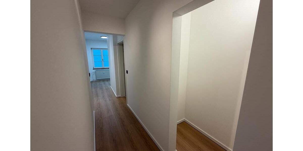 Etagenwohnung Ellwangen (Jagst) - 2 Zimmer, 55 m&sup2;, 970&euro; | Angebot:25512948