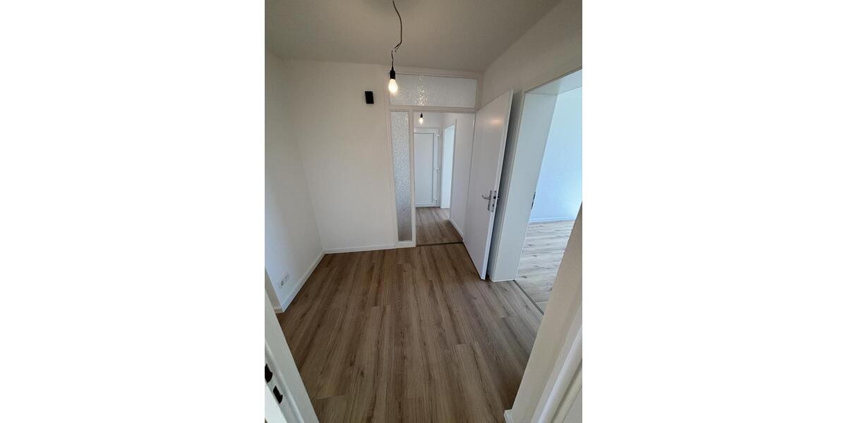 Etagenwohnung Heidenheim an der Brenz Aufhausen - 4 Zimmer, 91 m&sup2;, 750&euro; | Angebot:26470249