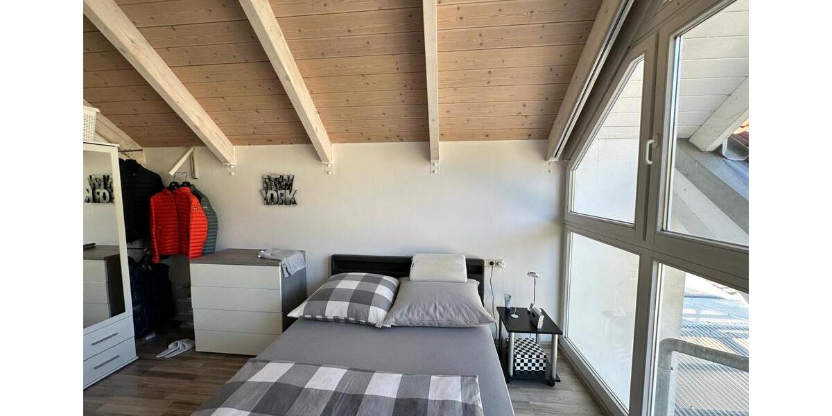 Dachgeschoßwohnung Heidenheim an der Brenz - 2 Zimmer, 63 m&sup2;, 194.000&euro; | Angebot:26995852