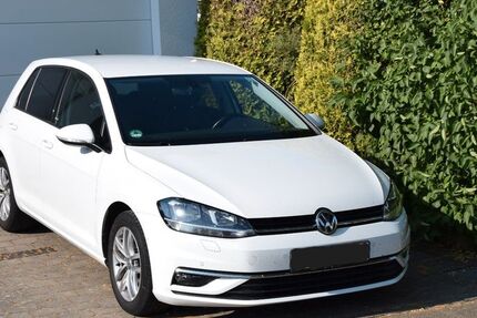 VW Golf 150.000 km 9.800 &euro; Abtsgmünd 73453