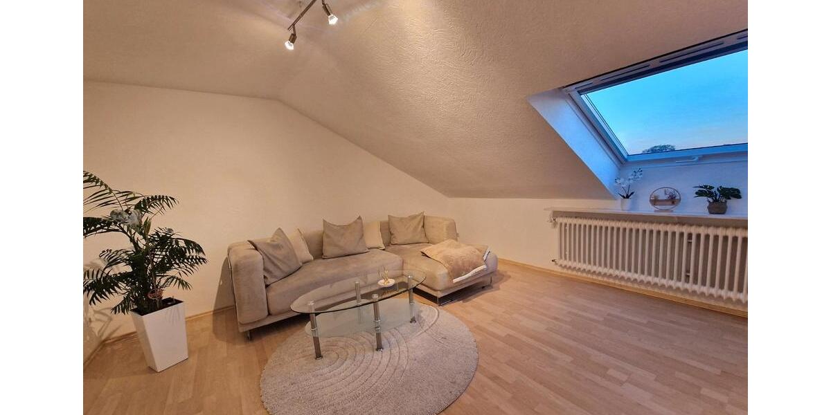 Dachgeschoßwohnung Aalen Dewangen - 1 Zimmer, 18 m&sup2;, 500&euro; | Angebot:26006376