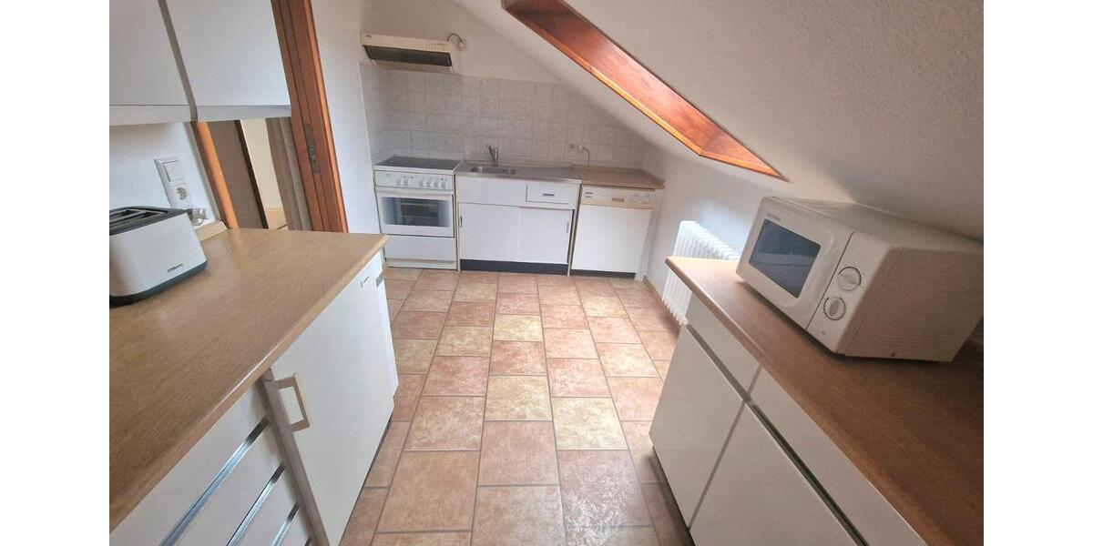 Dachgeschoßwohnung Aalen Dewangen - 1 Zimmer, 18 m&sup2;, 500&euro; | Angebot:26006376