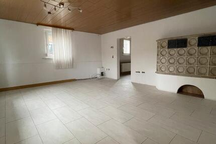 Haus Jagstzell - 7 Zimmer, 150 m&sup2;, 1.300&euro; | Angebot:25992350