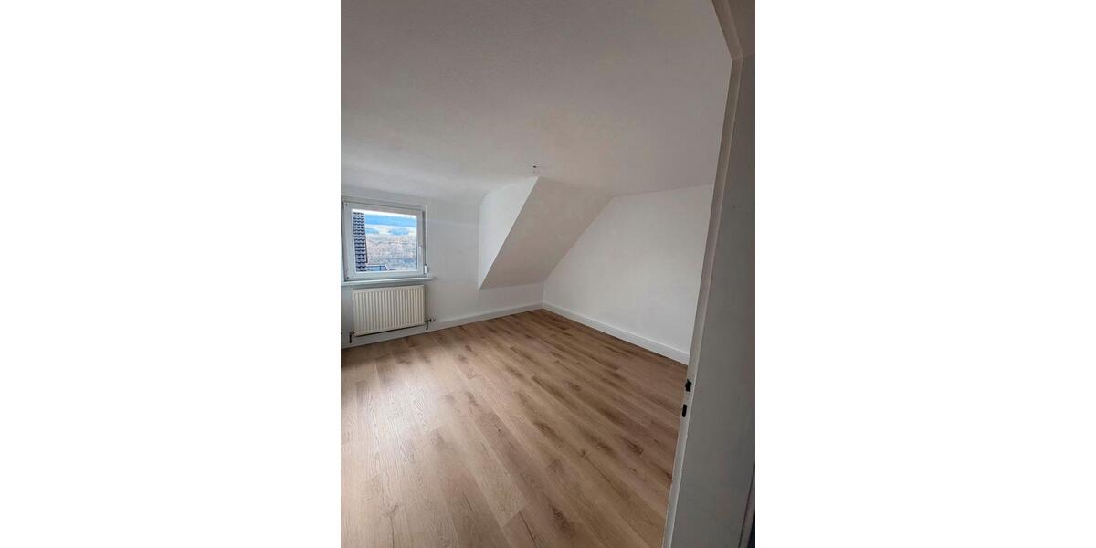 Reihenhaus Schwäbisch Gmünd Bargau - 6 Zimmer, 125 m&sup2;, 324.900&euro; | Angebot:27000073
