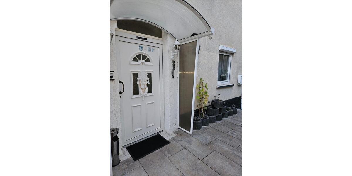 Doppelhaushälfte Aalen - 5 Zimmer, 160 m&sup2;, 340.000&euro; | Angebot:25875703