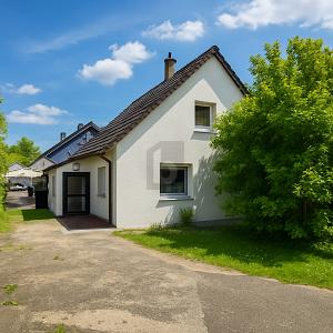CHARMANT, ZENTRAL UND NACHHALTIG, MIT VIEL PLATZ - Einfamilienhaus Lorch | Angebot:26674340