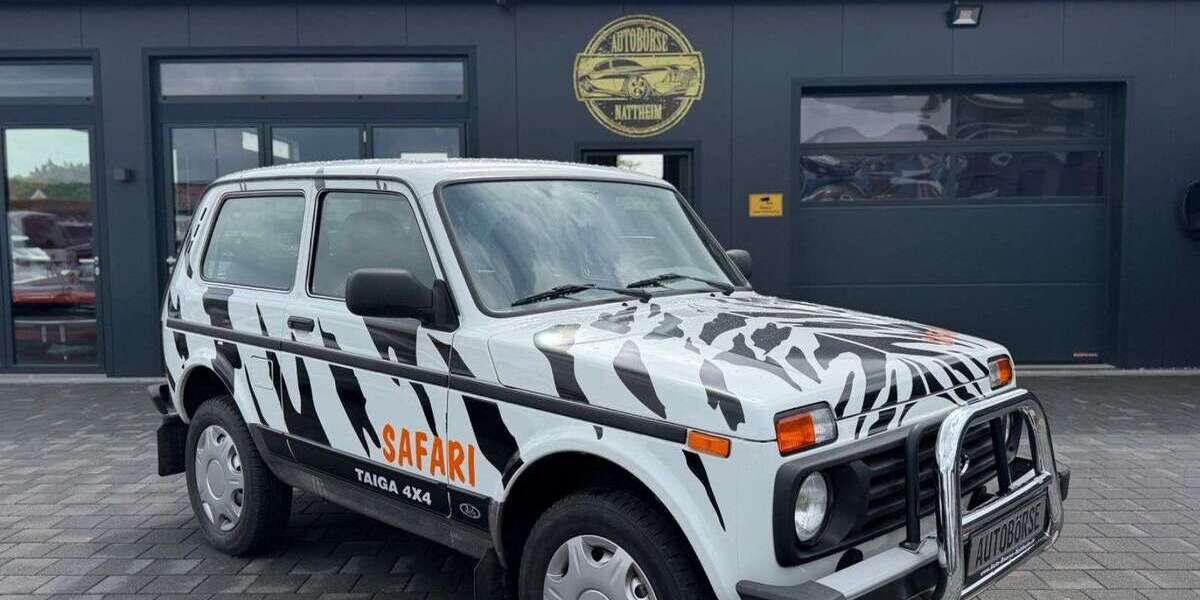 Lada Niva 22.000 km 10.999 &euro; Nattheim 89564