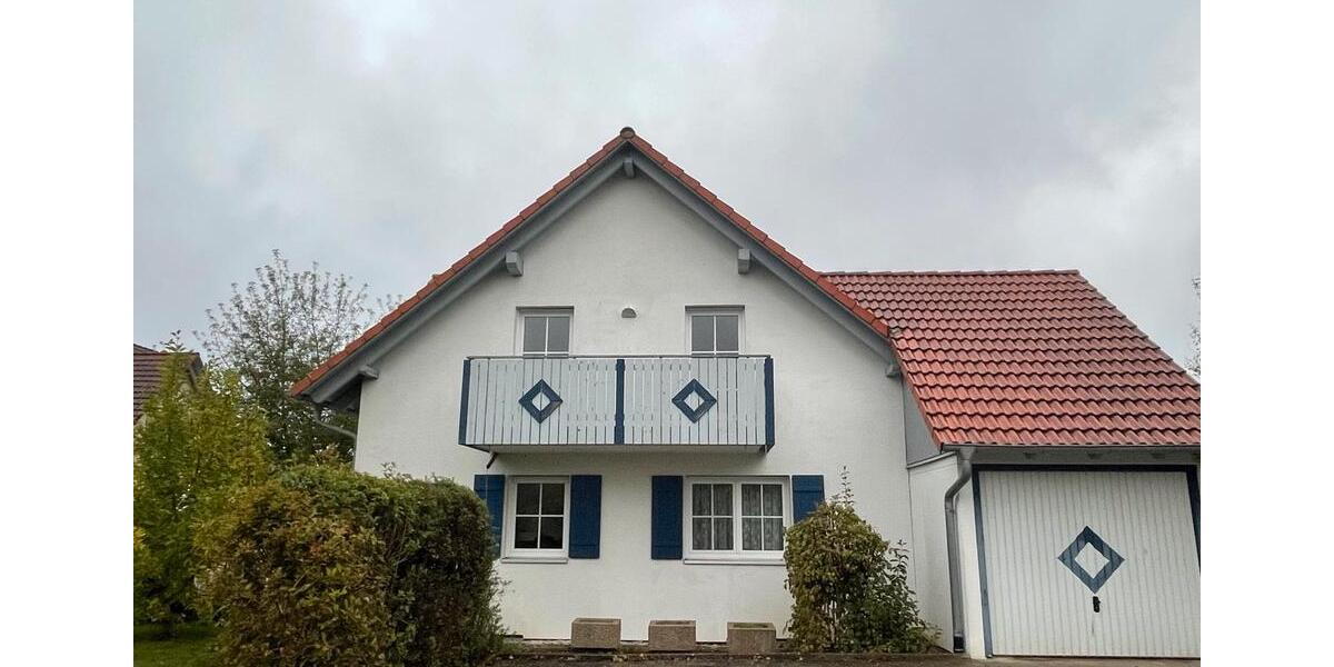 Einfamilienhaus Ellwangen (Jagst) - 5 Zimmer, 120 m&sup2;, 1.150&euro; | Angebot:25980752