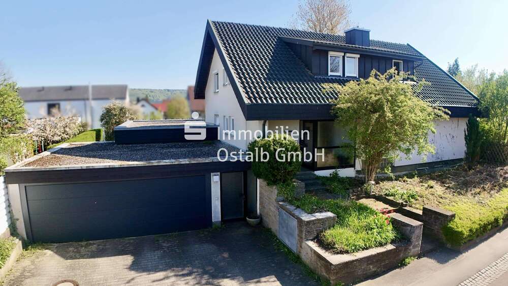 Einfamilienhaus Aalen Dewangen - 7 Zimmer, 200 m&sup2;, 545.000&euro; | Angebot:26492949