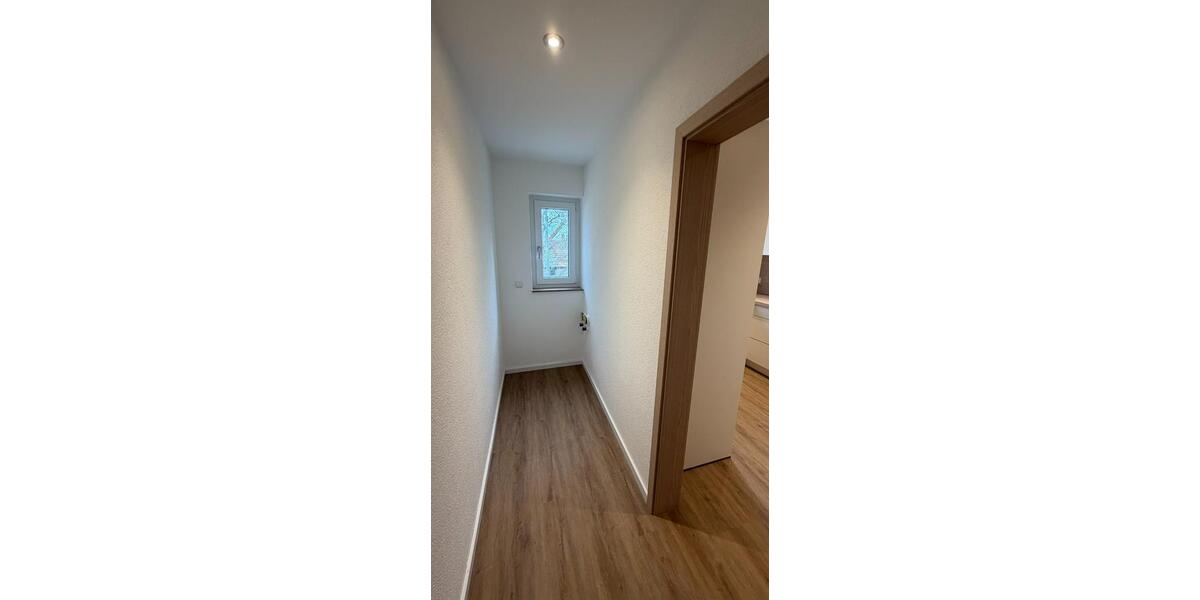 Etagenwohnung Mutlangen - 4 Zimmer, 110 m&sup2;, 1.300&euro; | Angebot:25843633