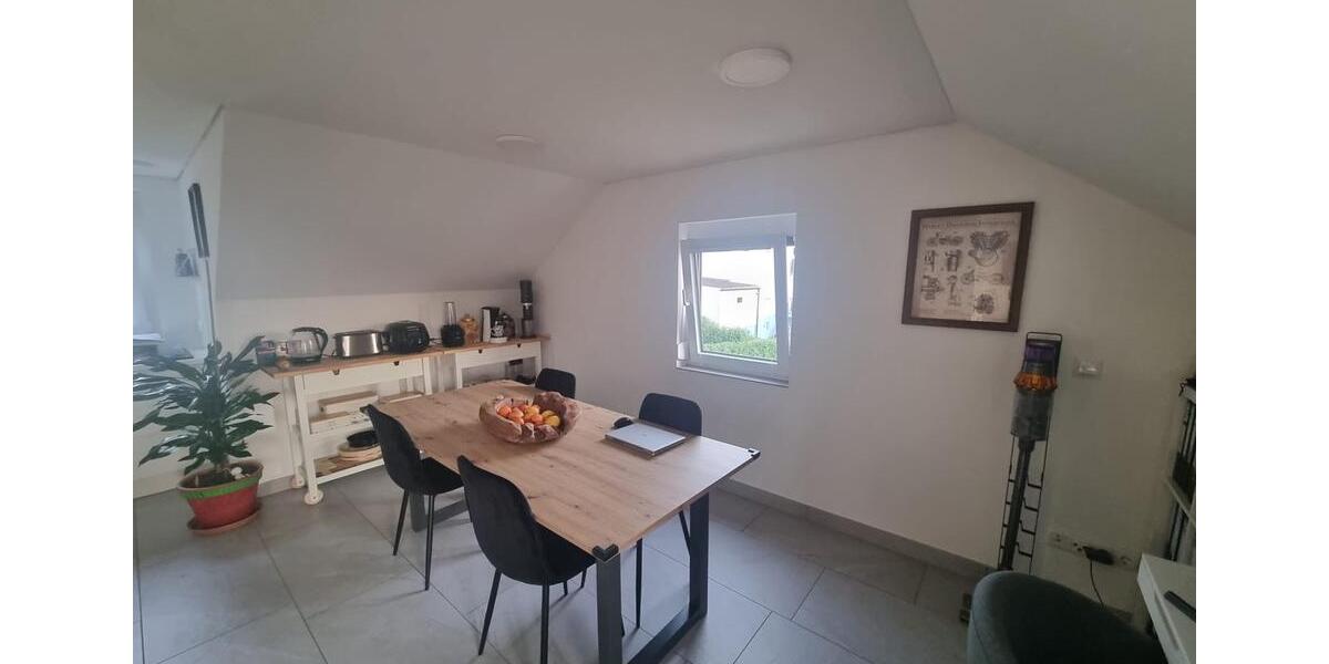 Dachgeschoßwohnung Aalen Unterkochen - 2 Zimmer, 51 m&sup2;, 800&euro; | Angebot:25799823