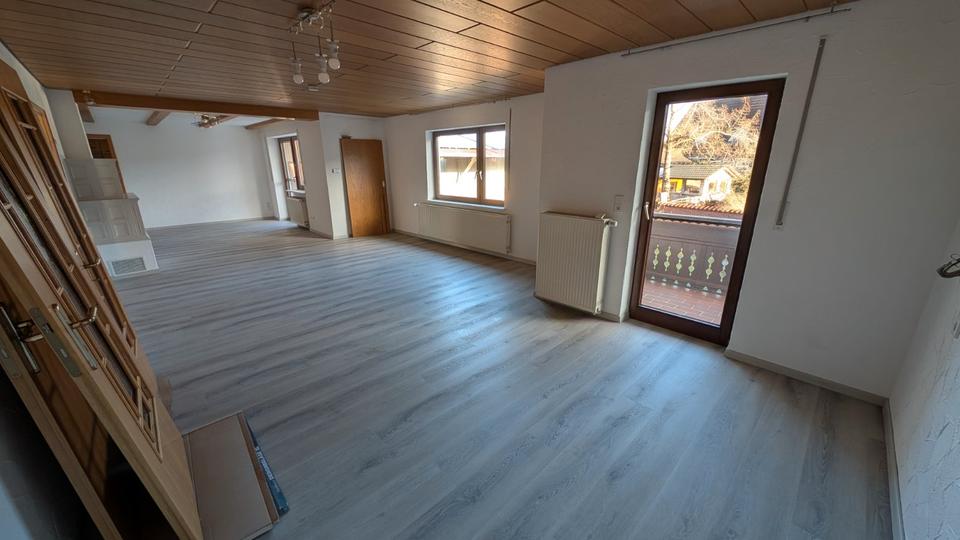 Etagenwohnung Dischingen - 5 Zimmer, 172 m&sup2;, 1.620&euro; | Angebot:26030762