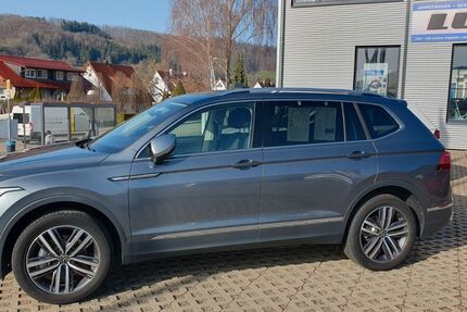 VW Tiguan Allspace 12.500 km 44.290 &euro; Donzdorf 73072