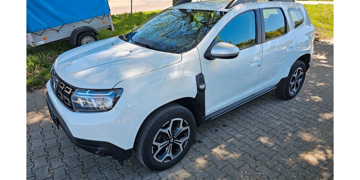 Dacia Duster 80.000 km 14.490 &euro; Herbrechtingen 89542
