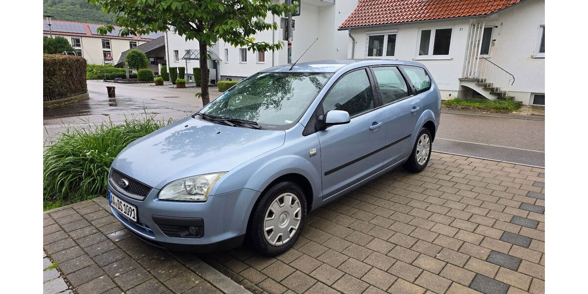 Ford Focus 85.000 km 3.500 &euro; Oberkochen 73447