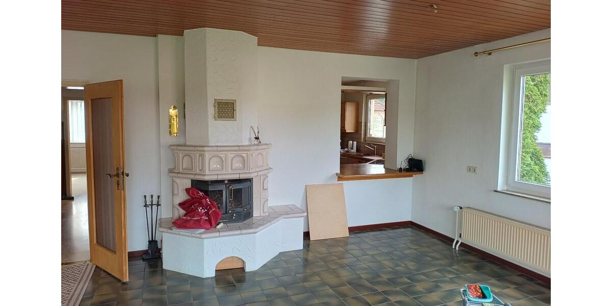 Einfamilienhaus Heubach - 7 Zimmer, 170 m&sup2;, 1.400&euro; | Angebot:26470233