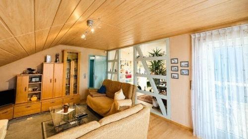 Dachgeschoßwohnung Aalen Dewangen - 3.5 Zimmer, 72 m&sup2;, 800&euro; | Angebot:27601312