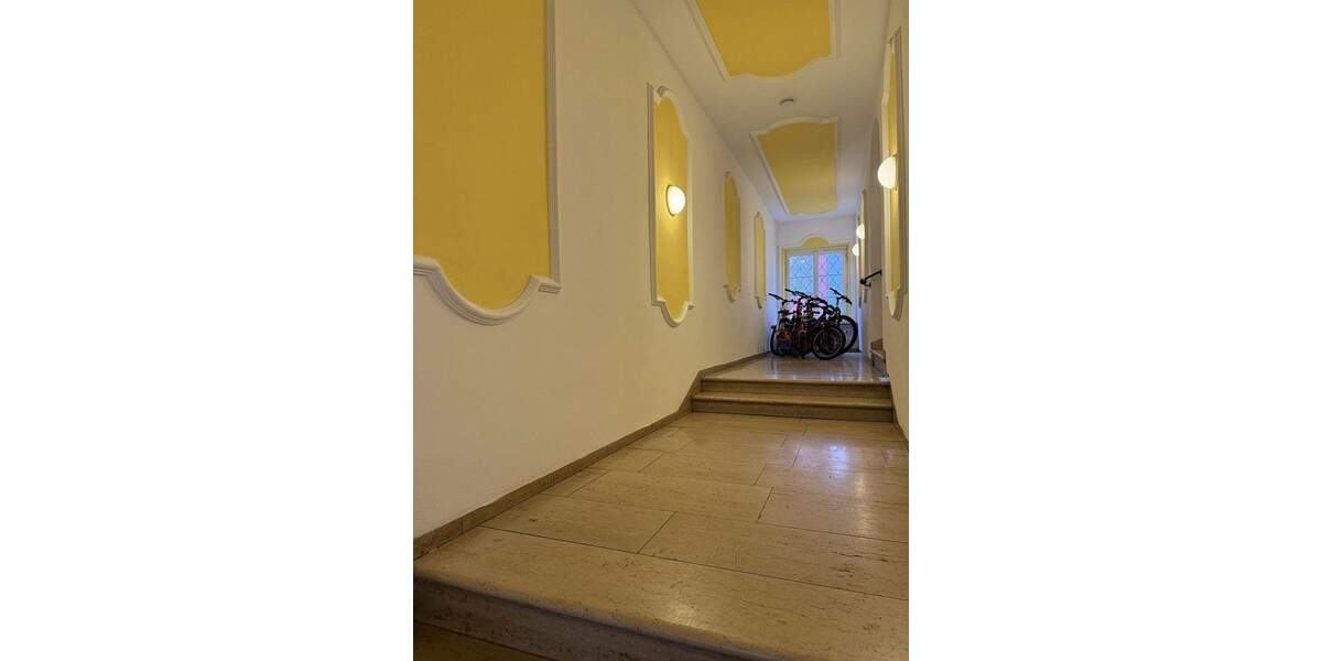 Etagenwohnung Ellwangen - 6 Zimmer, 136 m&sup2;, 1.360&euro; | Angebot:25657526