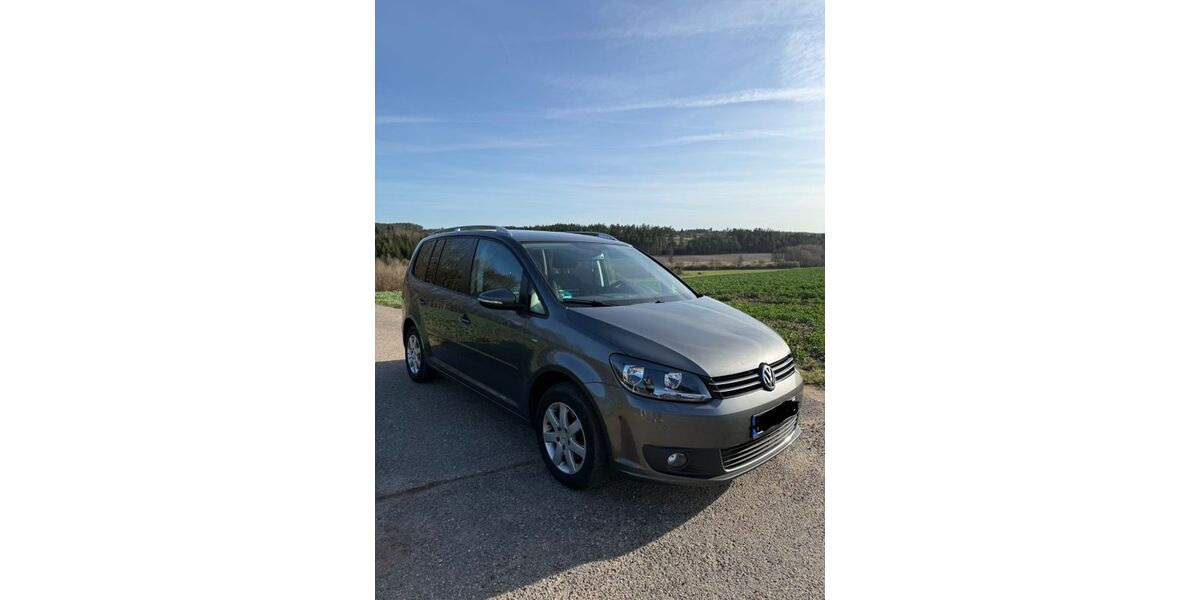 VW Touran 226.000 km 6.299 &euro; Wört 73499