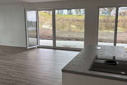 Wohnung Essingen - 4 Zimmer, 135 m&sup2;, 1.750&euro; | Angebot:25057881