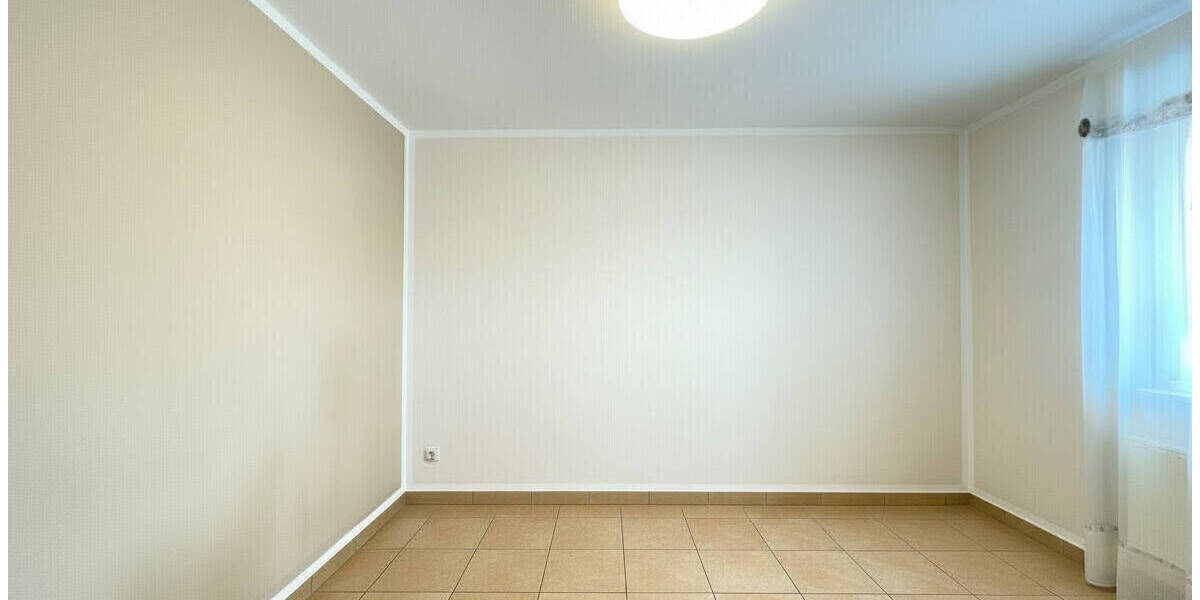 Doppelhaushälfte Nördlingen - 8 Zimmer, 161 m&sup2;, 1.670&euro; | Angebot:26568521