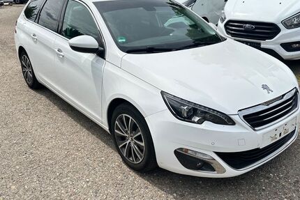 Peugeot 308 220.000 km 4.300 &euro; Essingen 73457