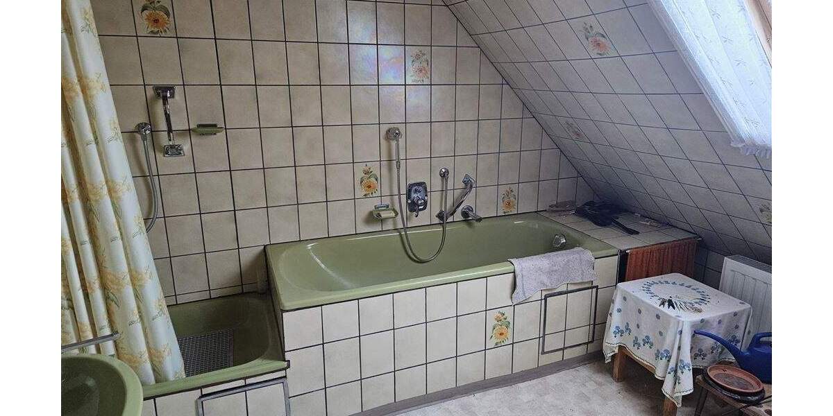 Mehrfamilienhaus, Wohnhaus Nattheim - 6 Zimmer, 151 m&sup2;, 325.000&euro; | Angebot:25678604