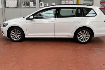 VW Golf 200.000 km 9.300 &euro; Aalen 73434