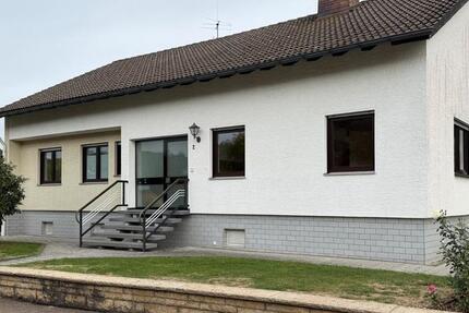 Haus Bopfingen - 5 Zimmer, 116 m&sup2;, 1.200&euro; | Angebot:27623342