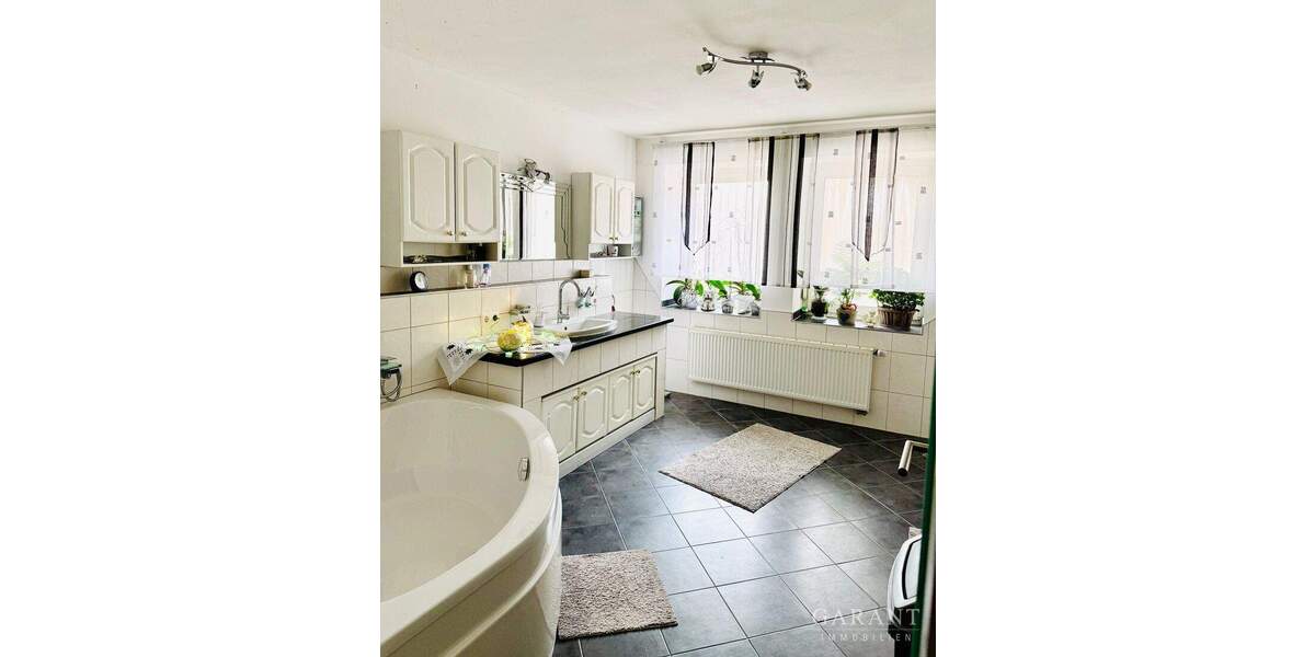 Mehrfamilienhaus, Wohnhaus Adelmannsfelden - 1 Zimmer, 375 m&sup2;, 1.399.000&euro; | Angebot:25746495