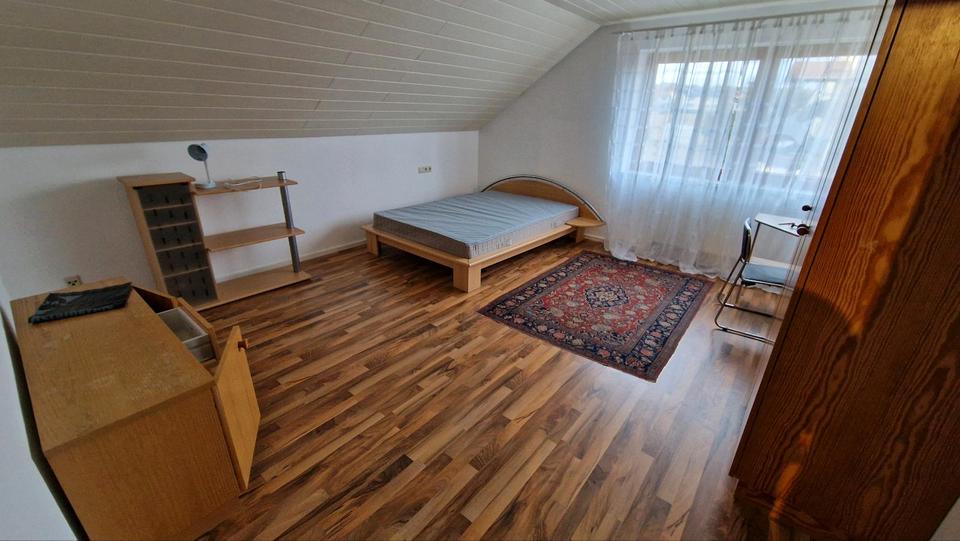 Dachgeschoßwohnung Iggingen - 1 Zimmer, 16 m&sup2;, 300&euro; | Angebot:26040723