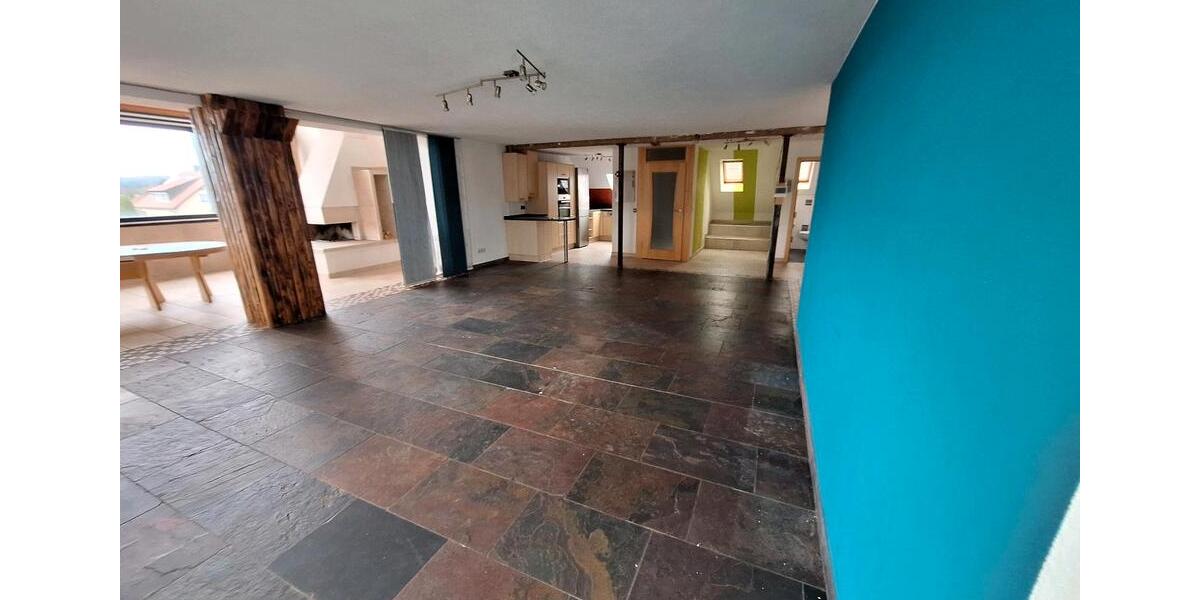 Einfamilienhaus Ellwangen (Jagst) - 12 Zimmer, 320 m&sup2;, 699.000&euro; | Angebot:25991198