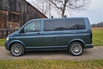 VW T5 Multivan 245.000 km 16.999 &euro; Schwäbisch Gmünd 73525