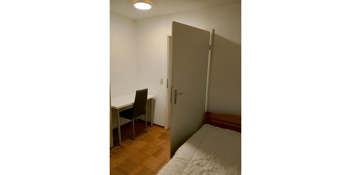 Etagenwohnung Oberkochen - 1 Zimmer, 12 m&sup2;, 425&euro; | Angebot:25853855