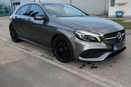 Mercedes-Benz 220 96.000 km 22.900 &euro; Nattheim 89564