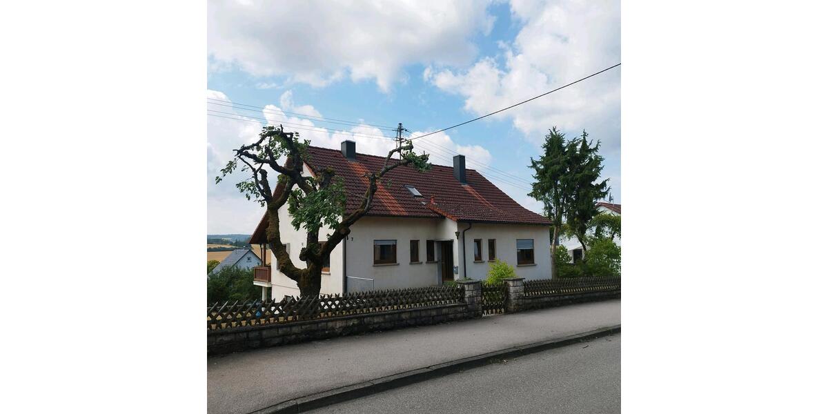 Einfamilienhaus Neresheim - 6 Zimmer, 100 m&sup2;, 310.000&euro; | Angebot:27112638
