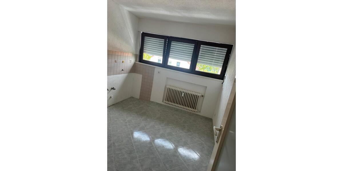 Etagenwohnung Aalen Attenhofen - 3 Zimmer, 90 m&sup2;, 850&euro; | Angebot:26577717