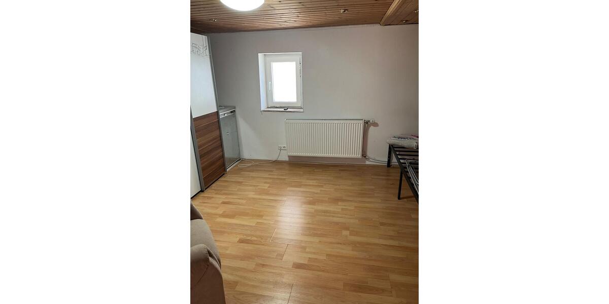 Dachgeschoßwohnung Heidenheim an der Brenz - 1 Zimmer, 40 m&sup2;, 420&euro; | Angebot:26642758
