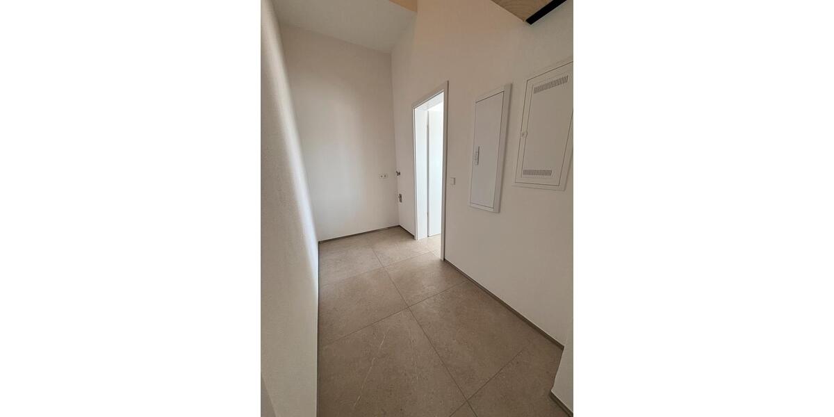 Einfamilienhaus Ellwangen (Jagst) - 3 Zimmer, 104 m&sup2;, 1.607&euro; | Angebot:27587678