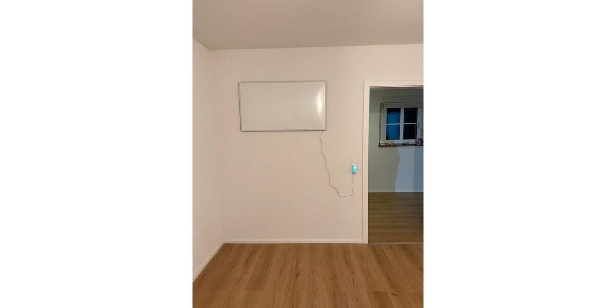 Etagenwohnung Aalen Ebnat - 7 Zimmer, 150 m&sup2;, 2.000&euro; | Angebot:25300800