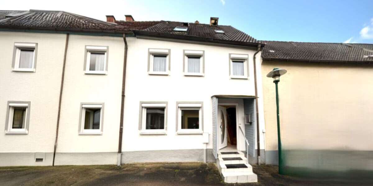 Einfamilienhaus Nördlingen / Kleinerdlingen Kleinerdlingen - 6.5 Zimmer, 130 m&sup2;, 165.000&euro; | Angebot:26475976