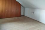 Dachgeschoßwohnung Neresheim - 2 Zimmer, 76 m&sup2;, 700&euro; | Angebot:25990810