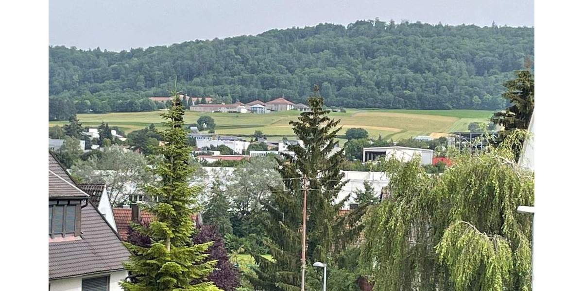 Etagenwohnung Aalen Dewangen - 3 Zimmer, 97 m&sup2;, 349.000&euro; | Angebot:25895623