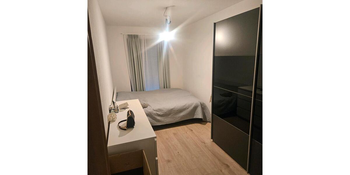Erdgeschoßwohnung Wallerstein - 4.5 Zimmer, 120 m&sup2;, 1.100&euro; | Angebot:26032309