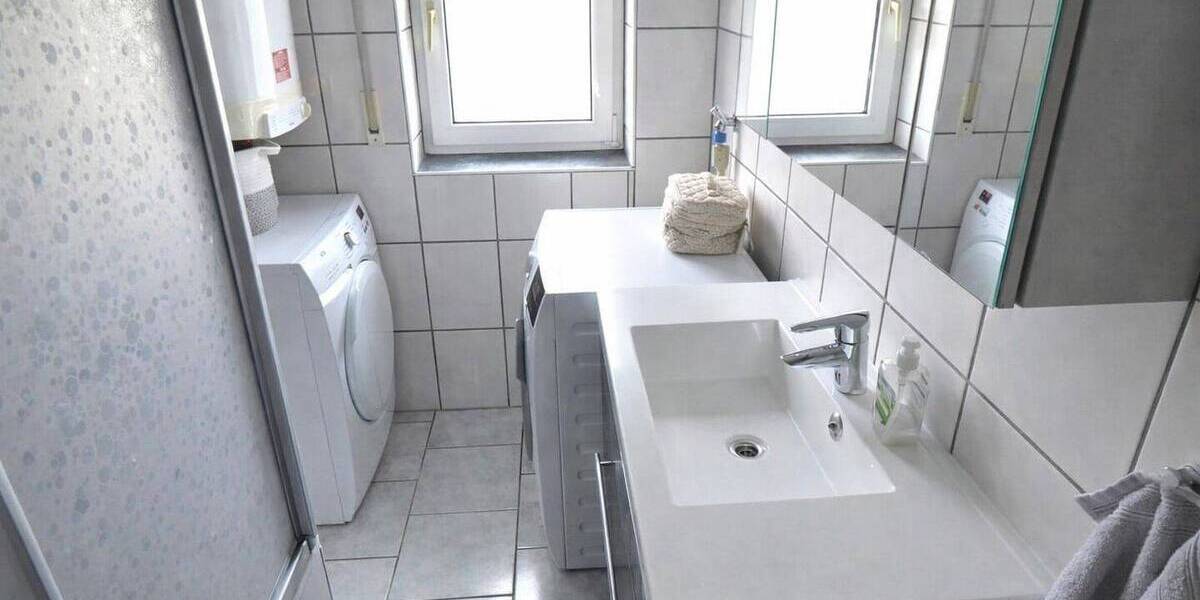 Etagenwohnung Giengen - 4 Zimmer, 100 m&sup2;, 215.000&euro; | Angebot:26585816