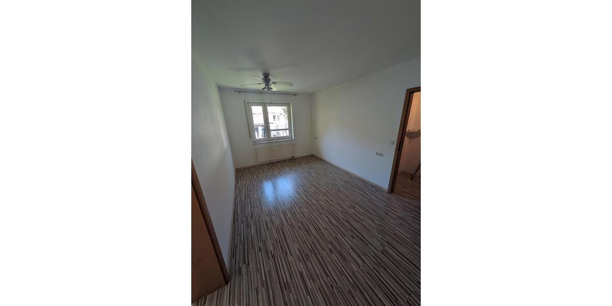 Etagenwohnung Heubach - 2.5 Zimmer, 67 m&sup2;, 700&euro; | Angebot:26660142